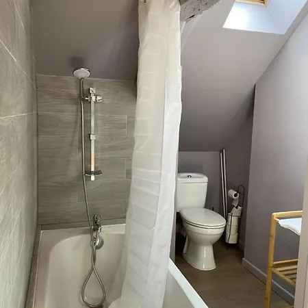 La Petite Loge